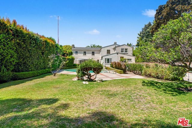 608 Trenton Drive, Beverly Hills, CA 90210