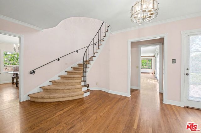 608 Trenton Drive, Beverly Hills, CA 90210