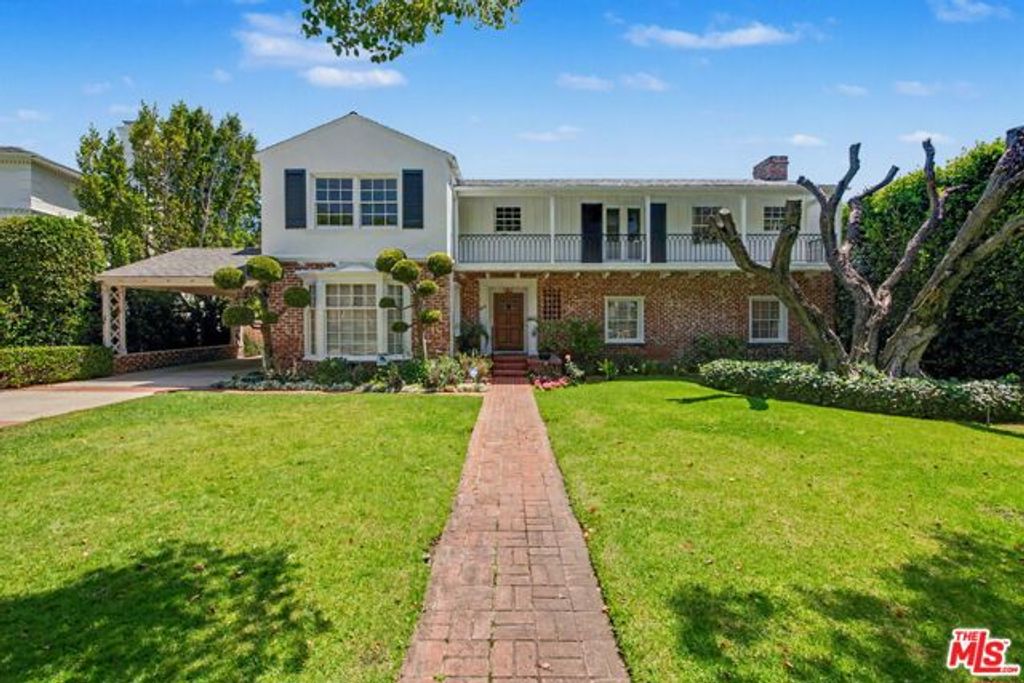 608 Trenton Drive, Beverly Hills, CA 90210