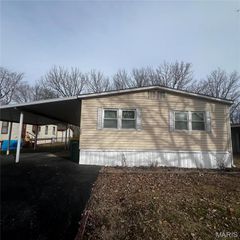 206 Ellen Lane, O'fallon, IL 62269