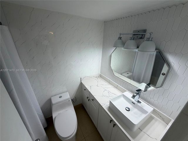 1000 West Avenue 330, Miami Beach, FL 33139