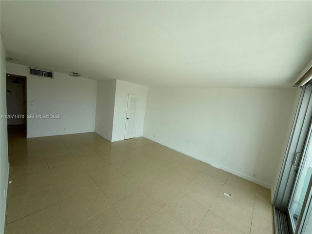 1000 West Avenue 330, Miami Beach, FL 33139