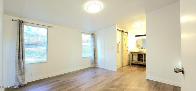 365 Billingsley Rd, Sweetwater, TN 37874