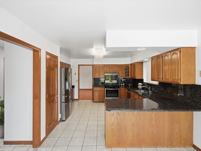 1657 Wake Robin Court, Ann Arbor, MI 48103