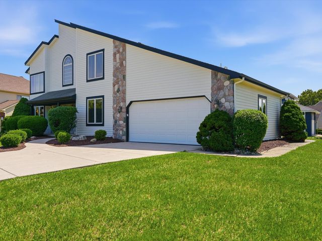 1657 Wake Robin Court, Ann Arbor, MI 48103