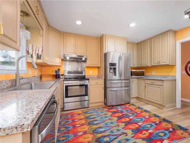 138 Crossbrook Drive, Brunswick, GA 31525