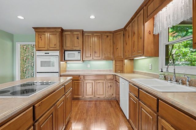 80 Thousand Oaks Road, Blairsville, GA 30512
