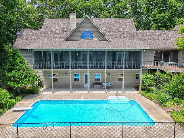 80 Thousand Oaks Road, Blairsville, GA 30512