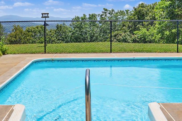 80 Thousand Oaks Road, Blairsville, GA 30512