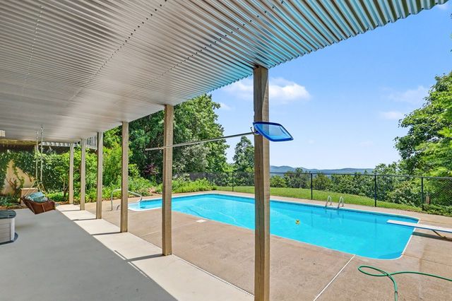 80 Thousand Oaks Road, Blairsville, GA 30512