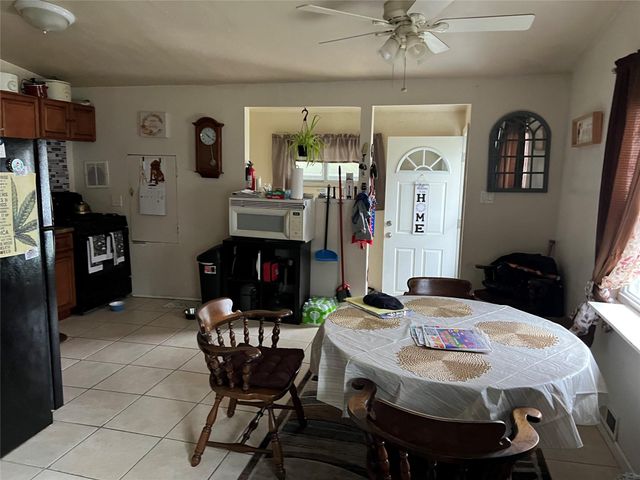 76 Samuel Street, Ronkonkoma, NY 11779
