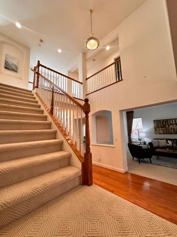 2211 Minden Way, Sacramento, CA 95835