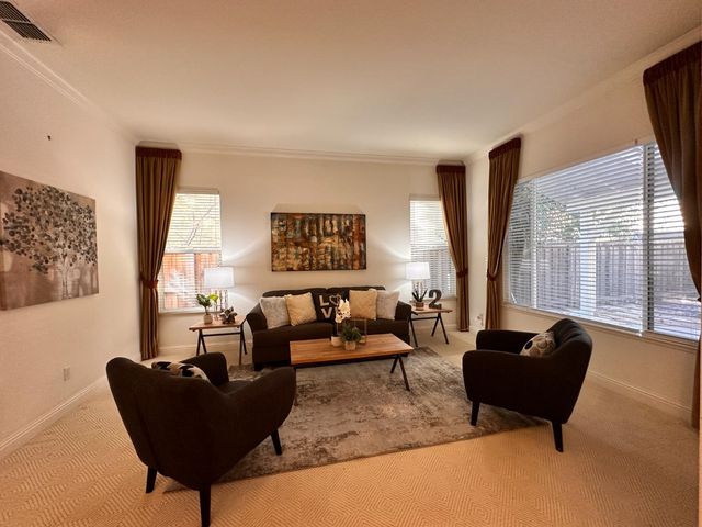 2211 Minden Way, Sacramento, CA 95835