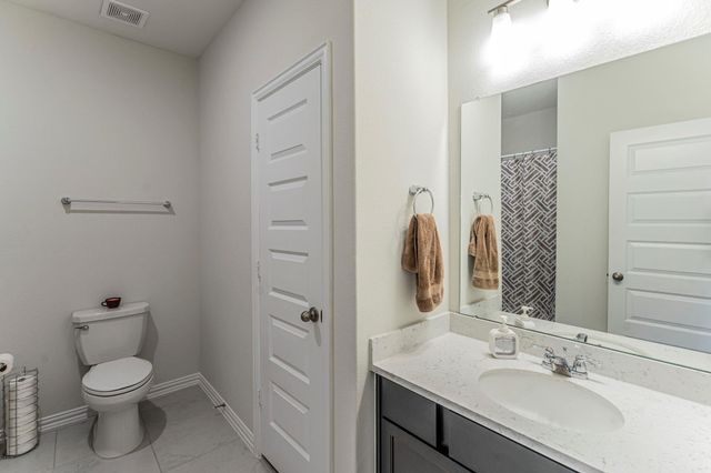 32410 Willow Hollow Way, Waller, TX 77484