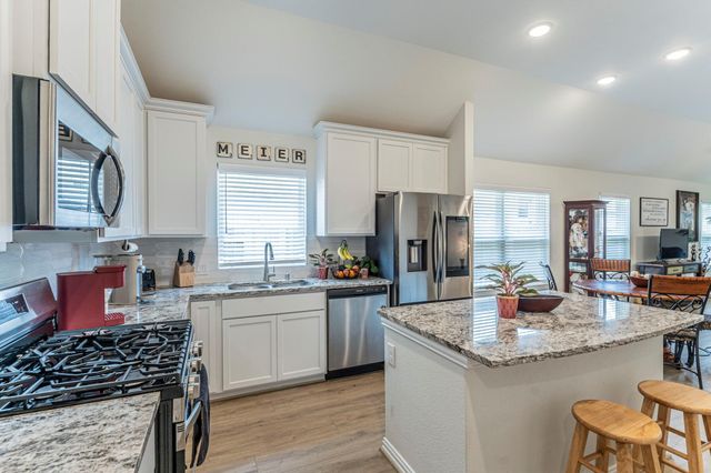 32410 Willow Hollow Way, Waller, TX 77484