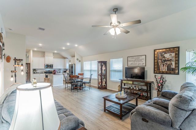 32410 Willow Hollow Way, Waller, TX 77484