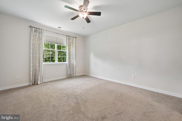 235 CONGRESSIONAL CT, Moorestown, NJ 08057