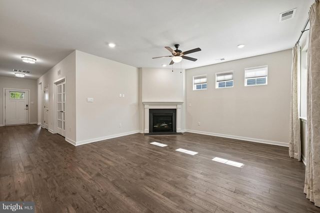 235 CONGRESSIONAL CT, Moorestown, NJ 08057