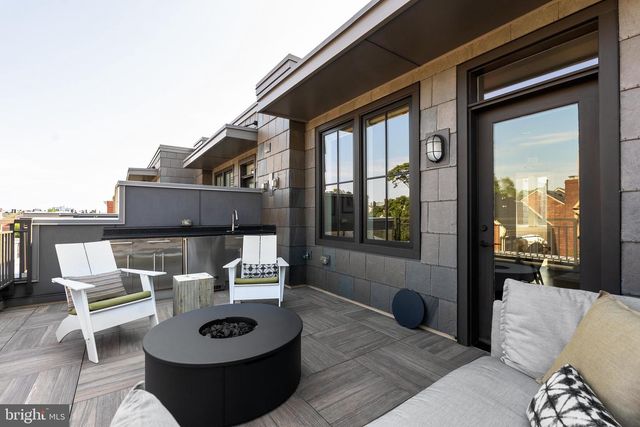 304 S UNION ST, Alexandria, VA 22314