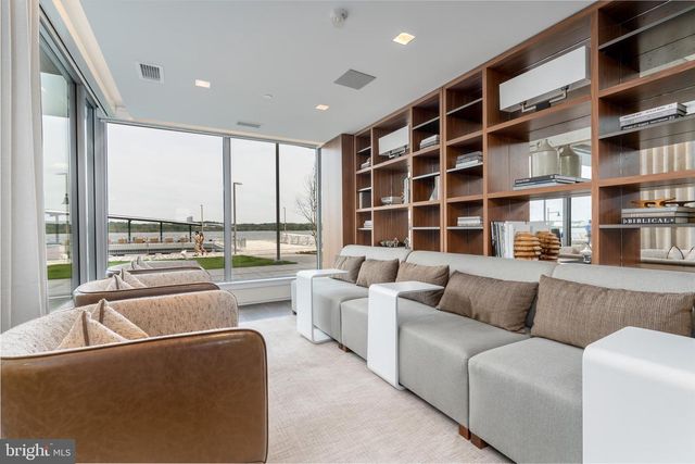 304 S UNION ST, Alexandria, VA 22314