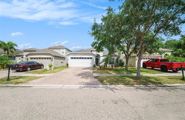 8407 HUNTERS FORK LOOP, Ruskin, FL 33573