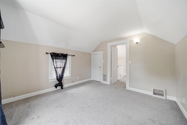 122 W Monroe Street, Jackson, MI 49202