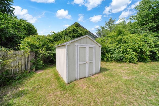 122 W Monroe Street, Jackson, MI 49202