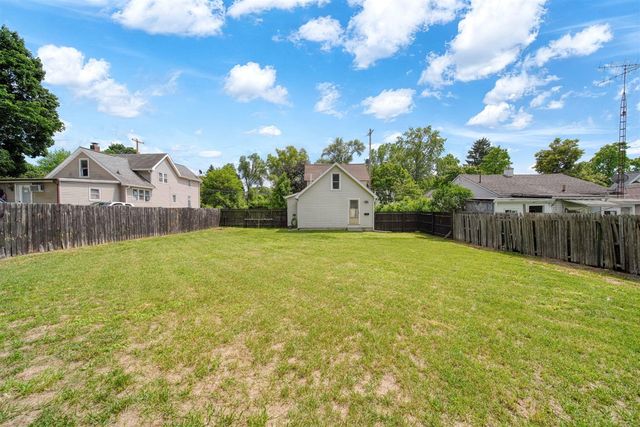 122 W Monroe Street, Jackson, MI 49202