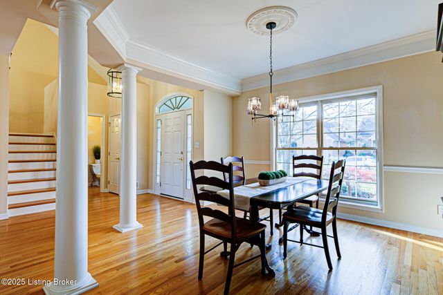 15121 Abington Ridge Pl, Louisville, KY 40245