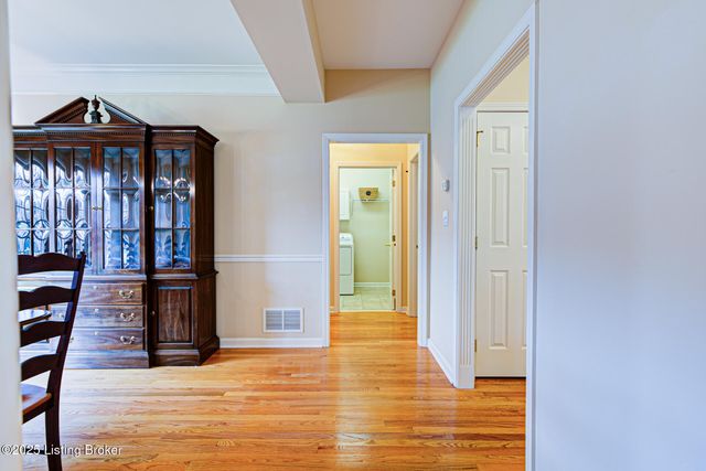 15121 Abington Ridge Pl, Louisville, KY 40245