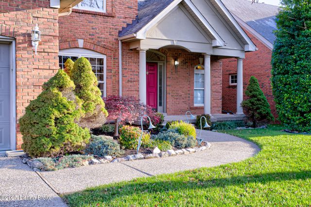 15121 Abington Ridge Pl, Louisville, KY 40245