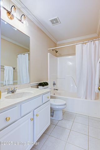 15121 Abington Ridge Pl, Louisville, KY 40245