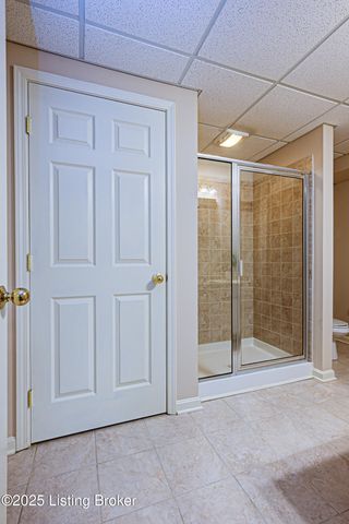 15121 Abington Ridge Pl, Louisville, KY 40245