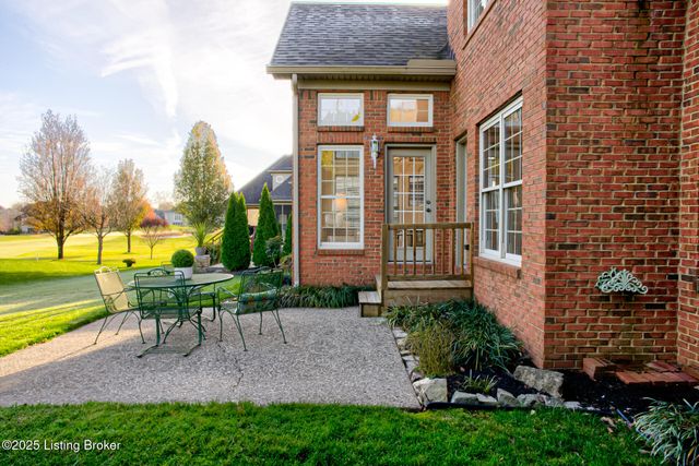 15121 Abington Ridge Pl, Louisville, KY 40245