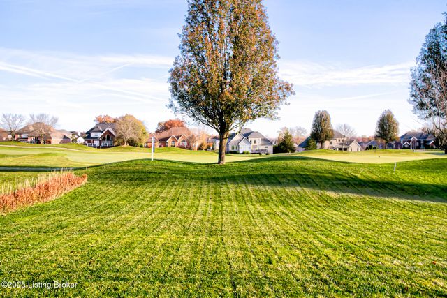 15121 Abington Ridge Pl, Louisville, KY 40245