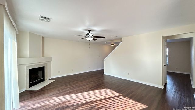 8018 Chestnut Gate Dr, Converse, TX 78109