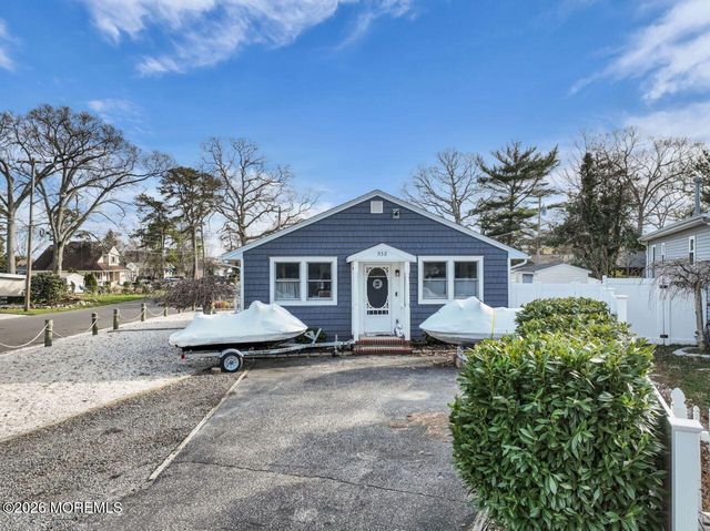 538 Morris Boulevard, Toms River, NJ 08753
