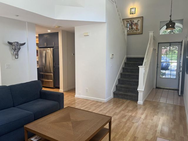 6101 Lambeck Lane, San Jose, CA 95119
