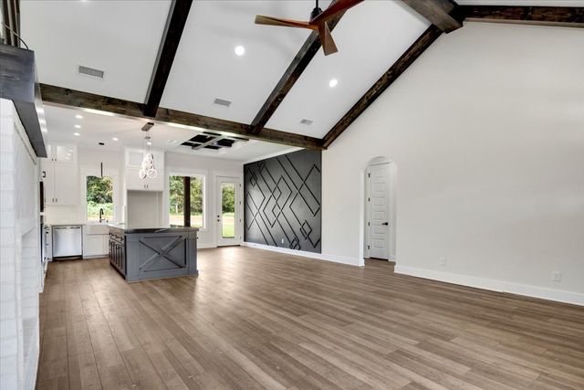 274 County Road 4119, Jacksonville, TX 75766