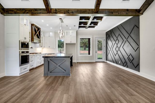 274 County Road 4119, Jacksonville, TX 75766