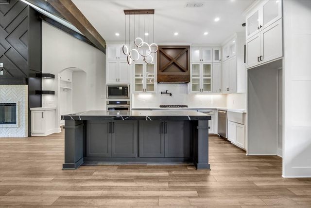 274 County Road 4119, Jacksonville, TX 75766