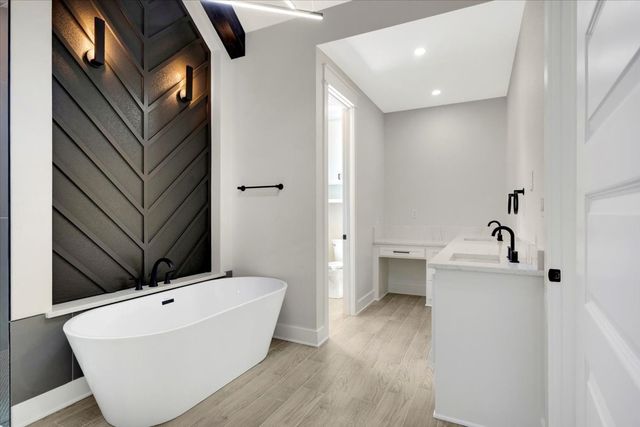 274 County Road 4119, Jacksonville, TX 75766