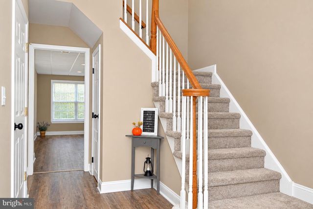 1027 MOORE RD, West Deptford, NJ 08086