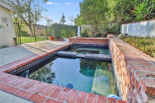 3373 Coy Drive, Sherman Oaks, CA 91423