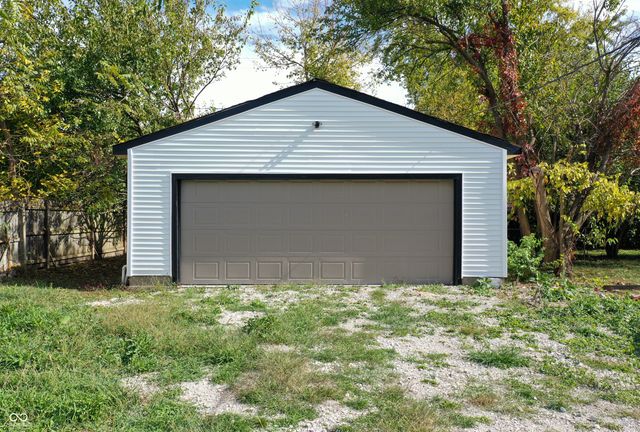 635 Laclede Street, Indianapolis, IN 46241