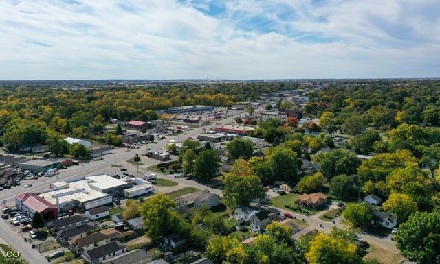 635 Laclede Street, Indianapolis, IN 46241
