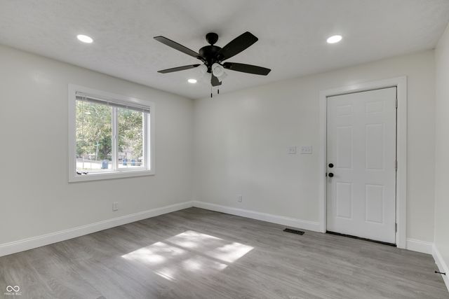 635 Laclede Street, Indianapolis, IN 46241