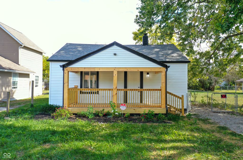 635 Laclede Street, Indianapolis, IN 46241