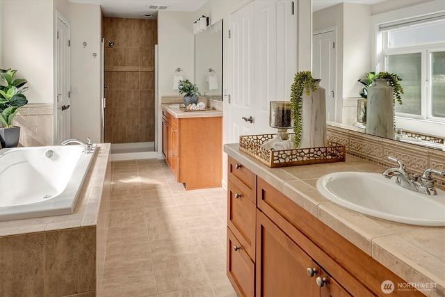 412 15th Avenue, Kirkland, WA 98033