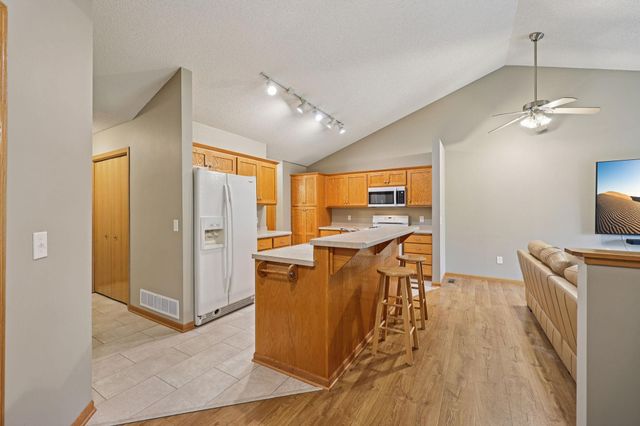 722 Independence Drive, Big Lake, MN 55309